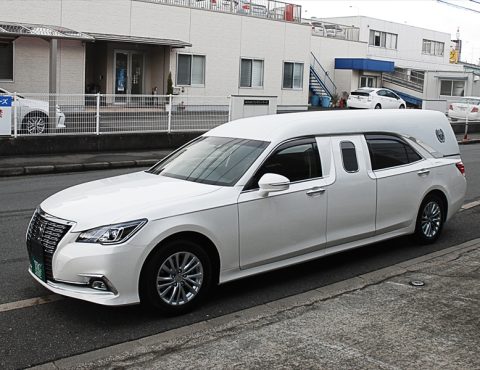 【製作事例：19S-001】トヨタ・クラウン ショートリムジン洋型霊柩車