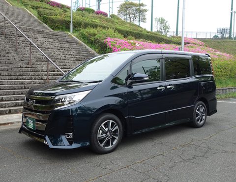 中古 トヨタ ノアバン型霊柩車入荷しました